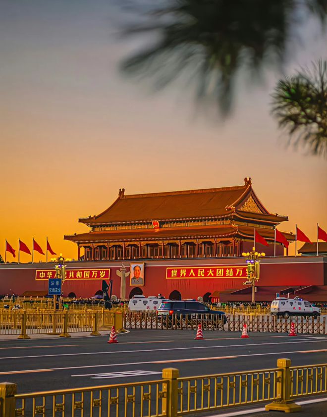 Kaiyun 开云体育一家五口游北京费用预算五天四晚北京旅游攻略及景点旅游路线(图1)