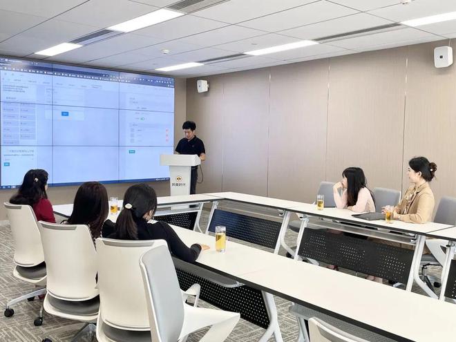 AGECMS社会组织云成开云 开云体育APP为珠海直播电子商务行业协会指定官方技术平台(图2)