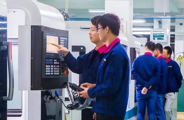开云APP 开云官网入口2023年十大热门专业揭晓榜首热度居高不下已连续三年夺冠(图4)