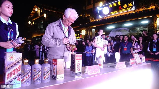 开云体育 开云平台品牌营销策划如何打造超级大牌？(图2)
