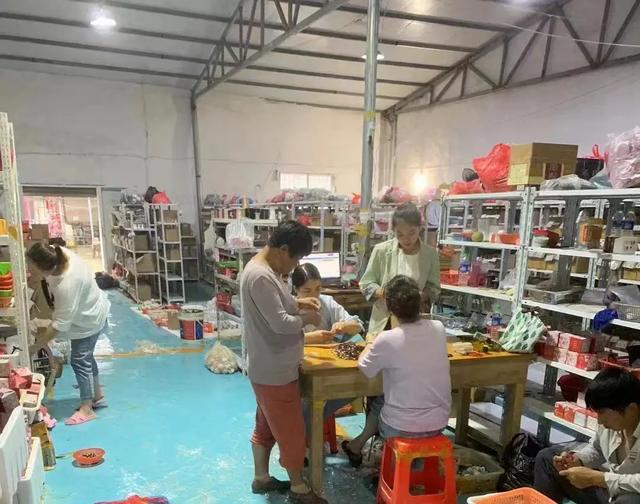 开云APP 开云官网入口江西小伙卖2元产品接近90%都是回头客年销数百万拿下TOP1(图3)