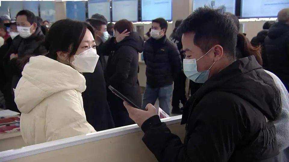 【1000家企业10万个岗位】一招聘会来了 一线工人需求高开云体育 Kaiyun.com 官网入口(图3)
