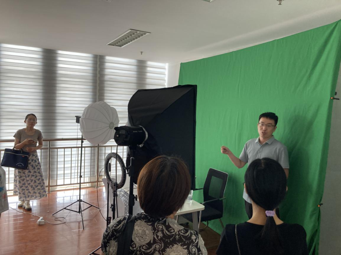 东平县巾帼电商培训班正式开班 赋开云APP 开云官网入口能创业新篇章(图4)