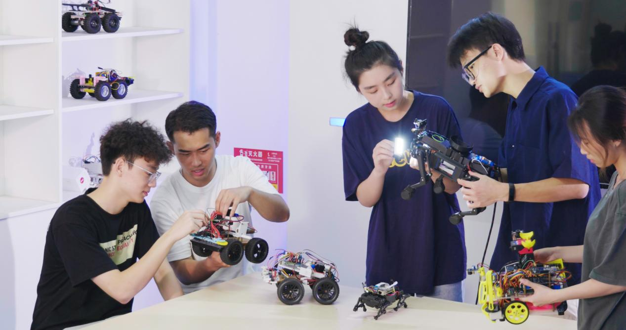 湛江科技学院：敢闯敢创建设创新创业型大学开云体育 开云平台(图3)