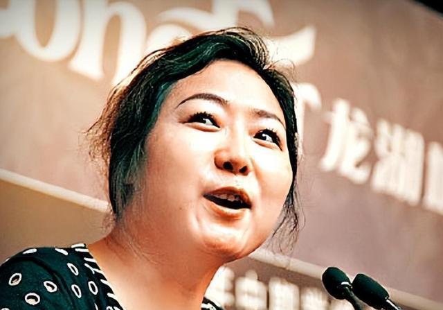 Kaiyun 开云我国最有钱的女房东一月收租2个亿分前夫200亿给女儿500亿(图8)