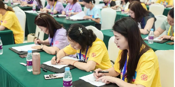 开云体育 Kaiyun.com 官网入口罗丽芬控股承办第二届中国美业青年节推动行业高质量发展(图2)